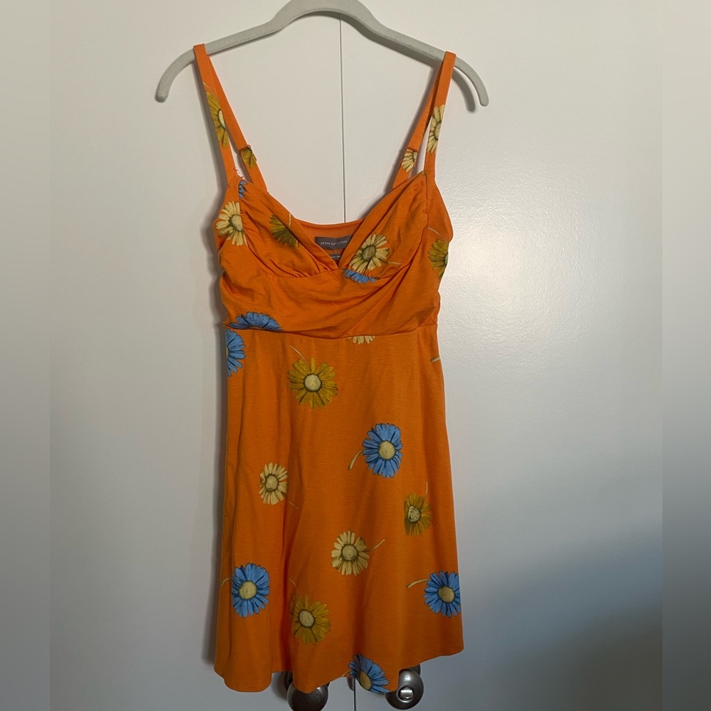 Urban Outfitters Orange Floral Mini Dress Size Médium